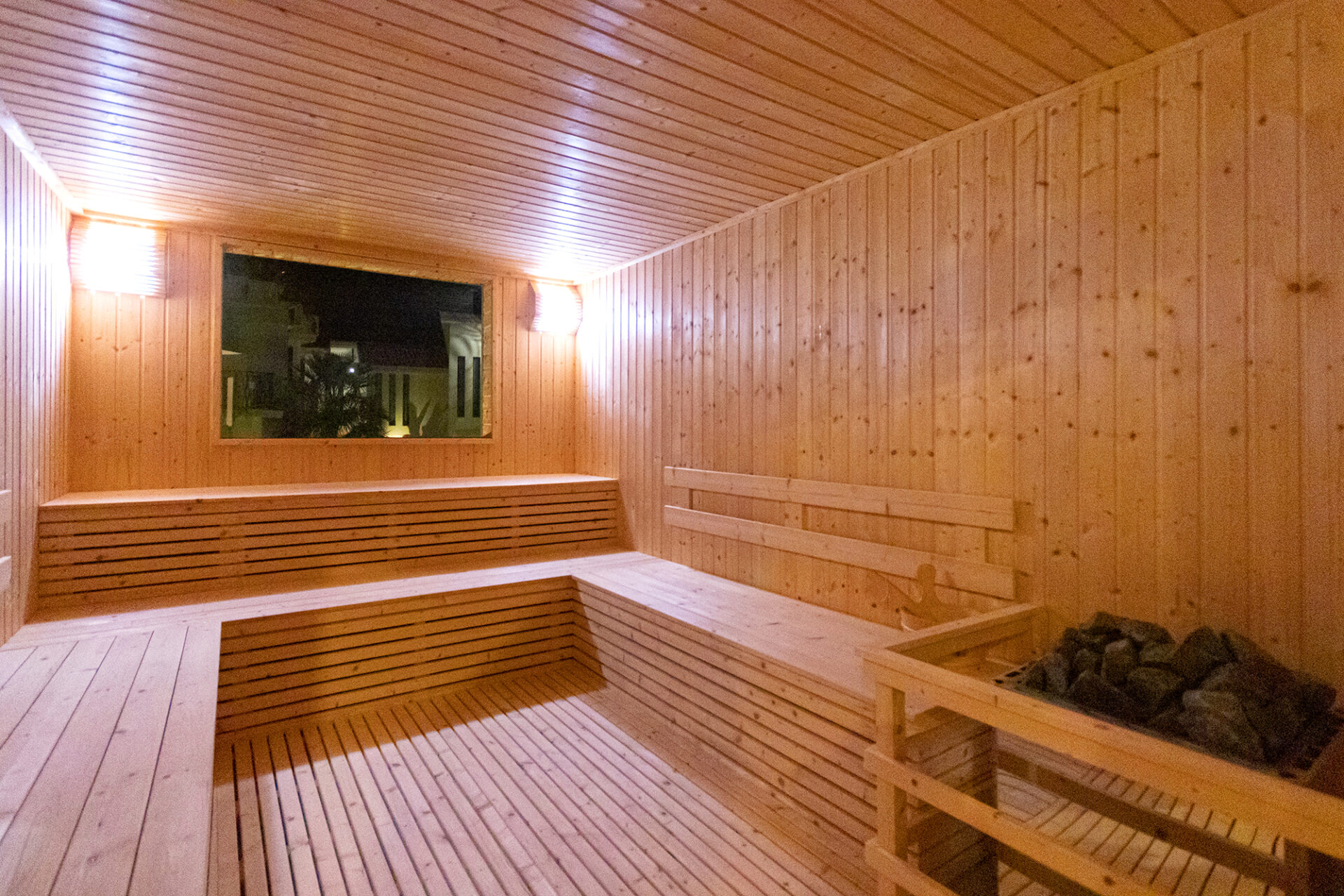 Vannee Golden Sands By Ko Pha Ngan Hotel