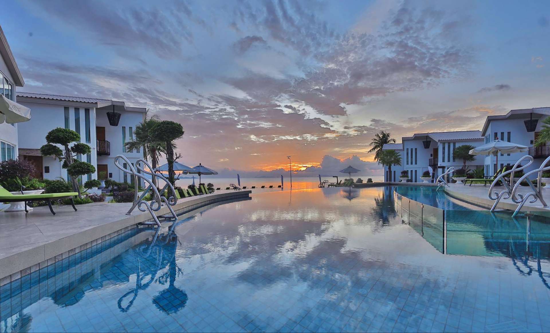 10-Hotel-Koh-Phangan-Vannee-Golden-Sands-Thailand-35