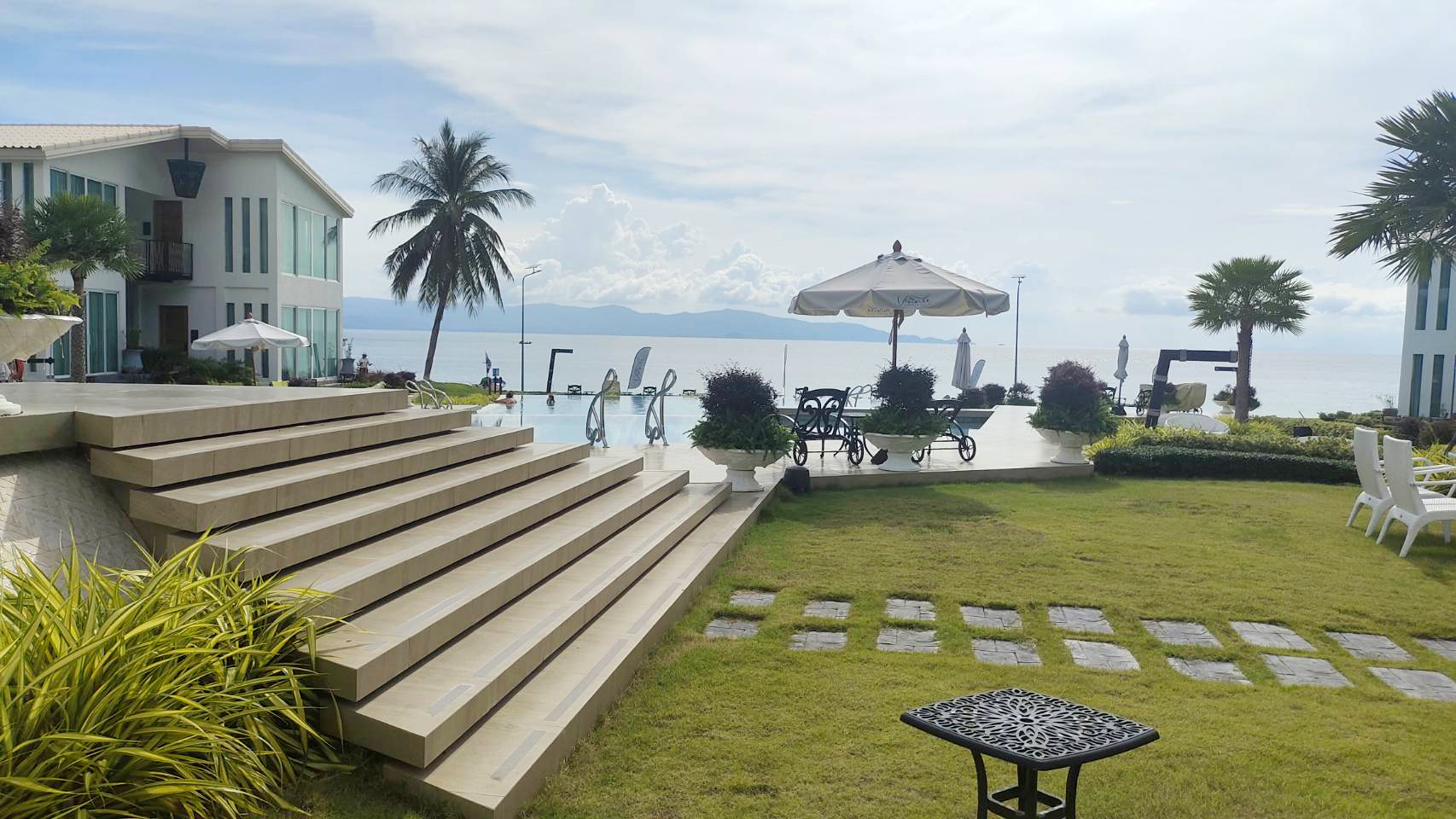 Embrace serenity at Haad Rin